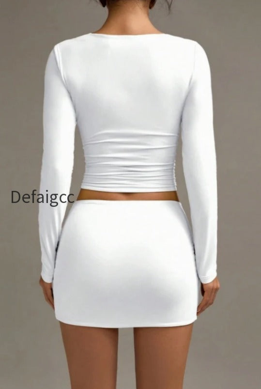 low-waist-bodycon-mini-skirt